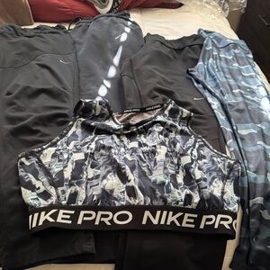Nike Bundle….3 xl & 1 L
